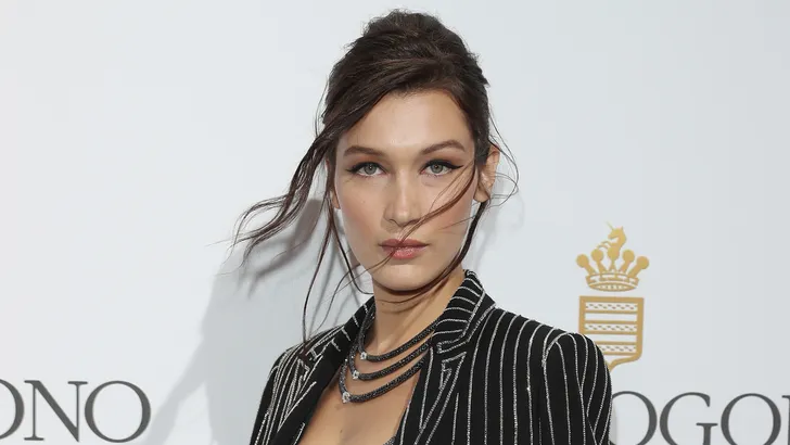 Bella Hadid is het nieuwe gezicht van Nike