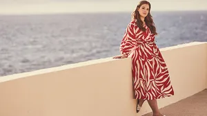 Waarom plus size mode niet meer verstopt hoort te worden in een apart rek