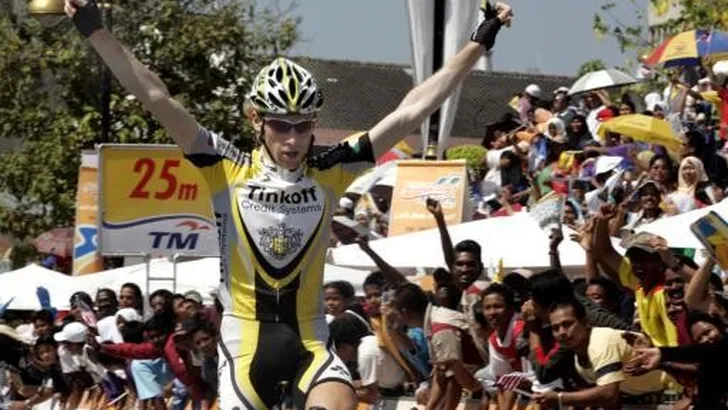 Pavel Brutt zorgt voor eerste winst Tinkoff