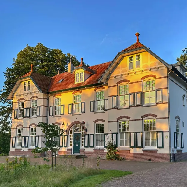 School in Bos