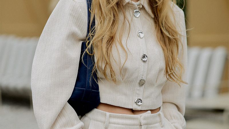 Wait, what? Blijkbaar zijn tassen slecht voor je haar | Grazia