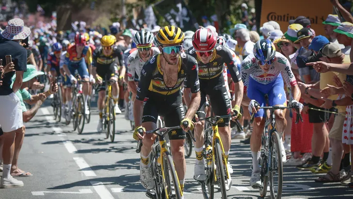 visma op kop met yates en vingegaard