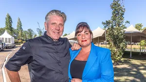 Reacties op overlijden Jonnie Boer. – Foto van Jonnie en Thérèse Boer.