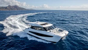 Catamaran Aquila 42