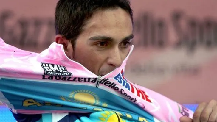 Slottijdrit: Contador onbedreigd naar eindwinst