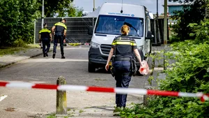 Joeweela (39) zat in blijf-van-mijn-lijfhuis voordat ze werd vermoord voor de ogen van haar kinderen