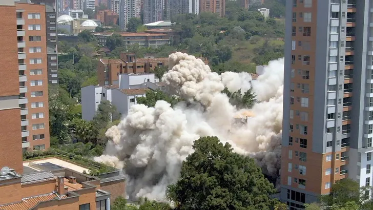 Escobar's flatgebouw afgebroken