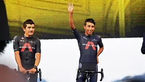 Egan Bernal nog niet verlost van rugpijn: 'Heb er nog altijd wat last van'