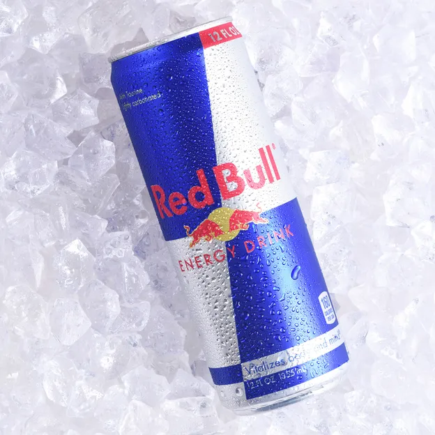 Er zitten vitamines in je energy drink dus het moet wel gezond zijn (toch?)