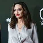 Zien: Transformatie van Angelina Jolie