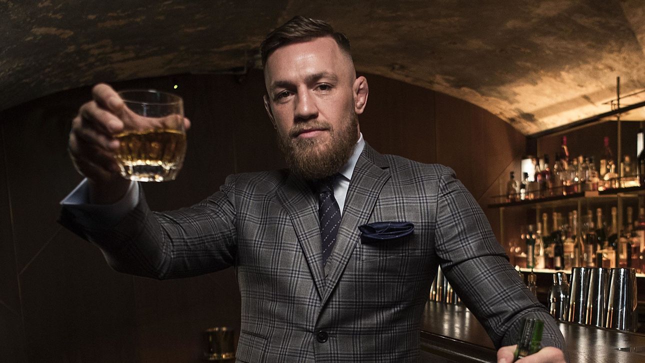 Conor McGregor gaat gevecht aan met aartsrivaal Playboy Conor McGregor gaat gevecht aan met aartsrivaal Playboy
