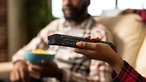 TV geluid: Explosies te hard, stemmen te zacht? Met deze wijziging is dat verleden tijd