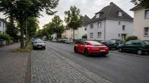 22-jarige Porsche-bestuurder rijdt vier keer de toegestane snelheid in 30-zone