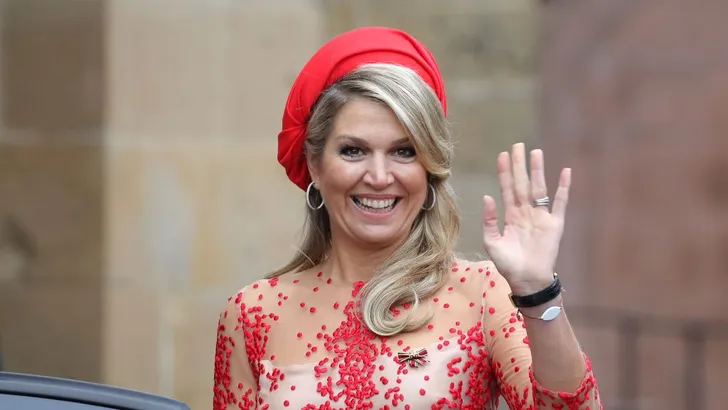 Zien: koningin Máxima leert harp spelen