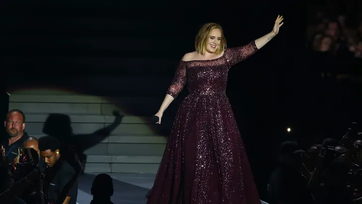 Zien: Adele transformeert zichzelf tot Dolly Parton