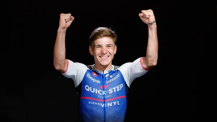 Vuelta Espana 2022 - 77th edition - Day 1 Official fotoÕs