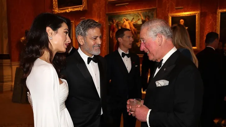 Powerplay! Dít willen de Clooney's van de Windsors