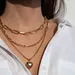 Zo krijg jij je kettingen en andere sieraden uit de knoop