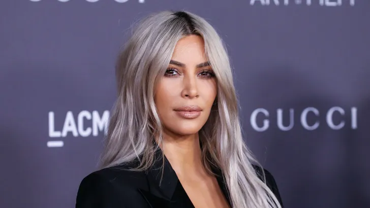 Fans geschrokken van 'nieuw gezicht' Kim Kardashian