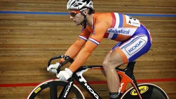 Val houdt Mulder van podium op keirin