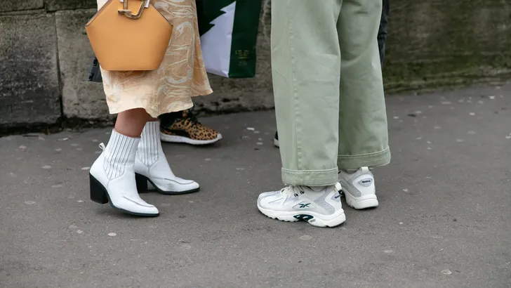 Waarom je nu niet met schoenen binnenshuis moet lopen
