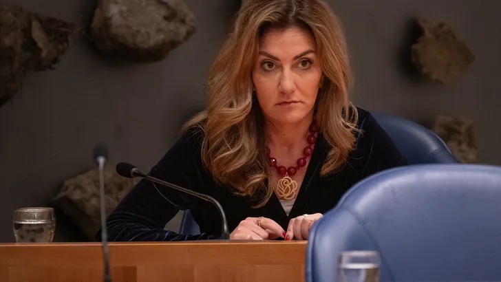 Yesilgöz in de Tweede Kamer.