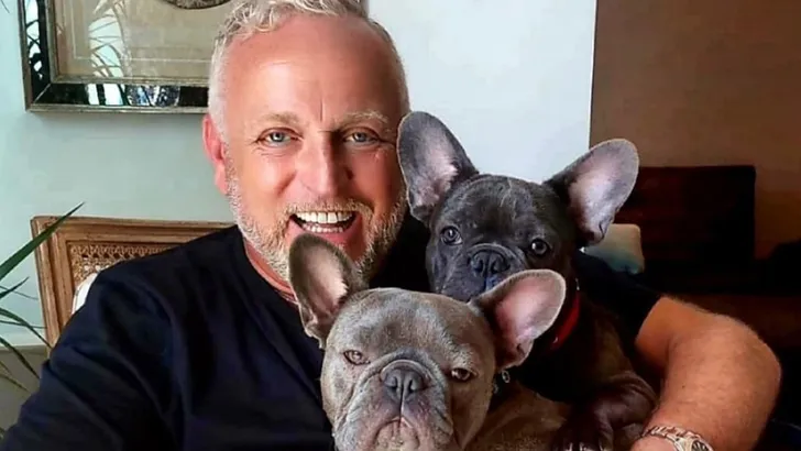 Wonderlijk: hondjes verdedigen baasje Gordon op Instagram
