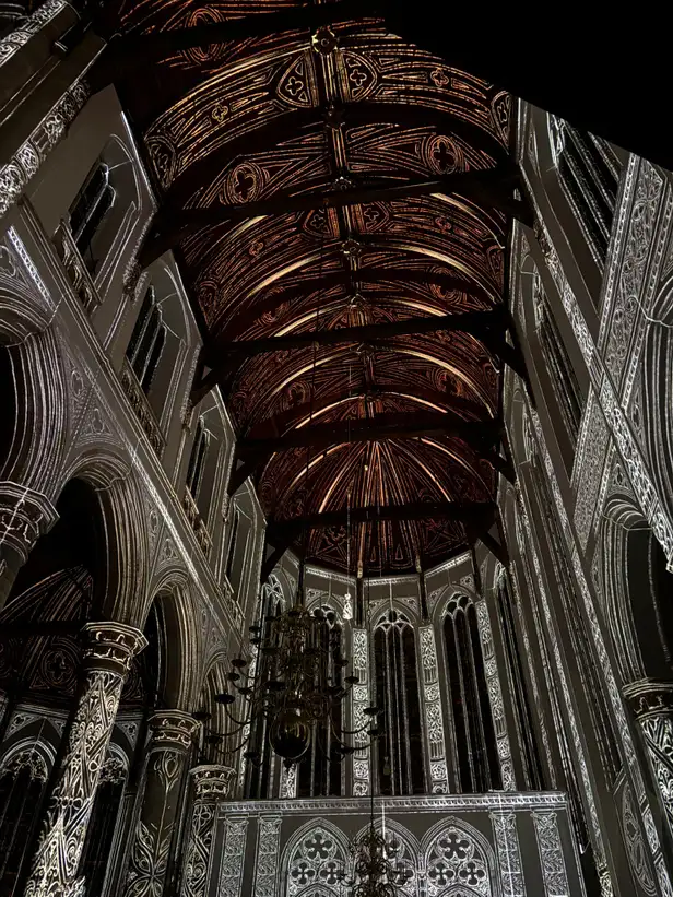 Première van Luminiscence in de Oude Kerk van Delft