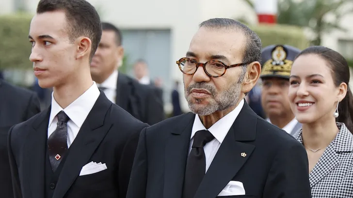 Marokko – foto van koning Mohammed VI, zoon Moulay Hassan en dochter Lalla Khadija, uit zijn huwelijk met Lalla Salma.