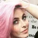 Julianne Hough gaat voor roze