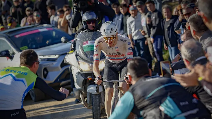pogacar in strade bianche 2024