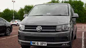 13-jarige joyrider steelt buscamper van ouders en krijgt strafpunten voor rijbewijs dat hij nog niet eens heeft