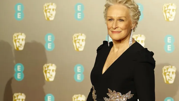 Powervrouw Glenn Close (71) is nog steeds prachtig, en moet eens een Oscar winnen!
