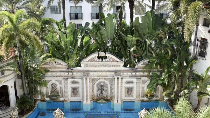 Zien: Je kan overnachten in Gianni Versace's mansion