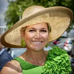 Josine Droogendijk van Modekoningin Máxima bespreekt mouwloze looks!