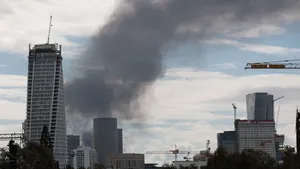 Rookwolken in Tel Aviv na Iraanse vergelding