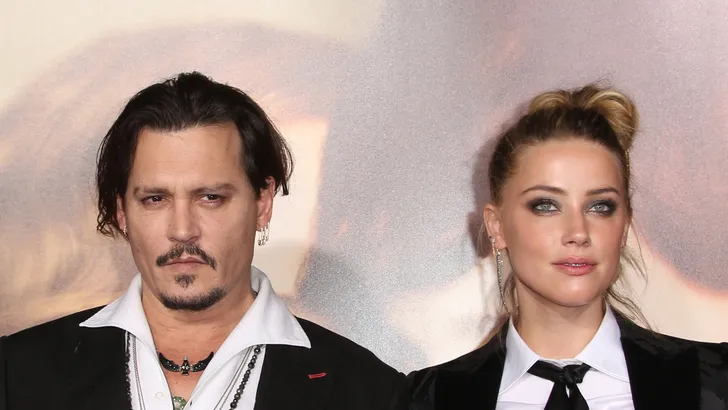 Amber Heard slaat terug en onthult nieuwe details over Johnny Depp