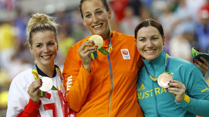 Retro: Ligtlee rijdt gouden keirin in Rio