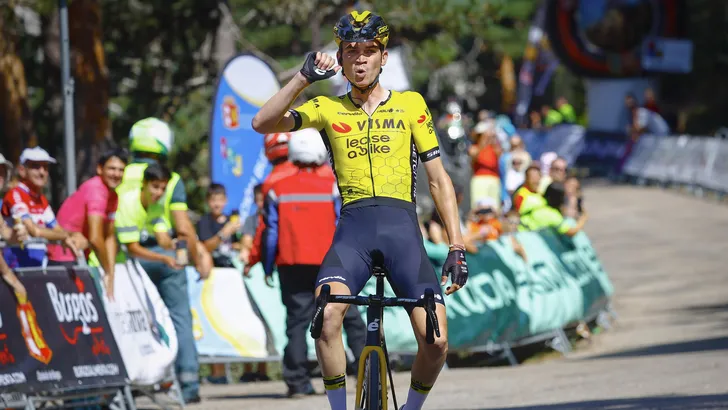 Sepp Kuss wint in Burgos