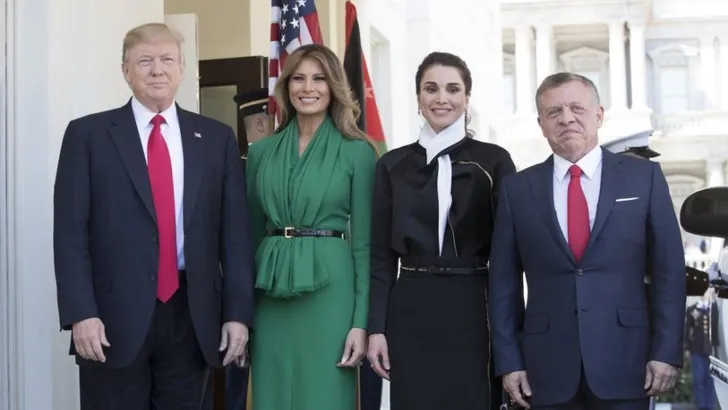 Plastic Fantastic: koningin Rania en First Lady Melania