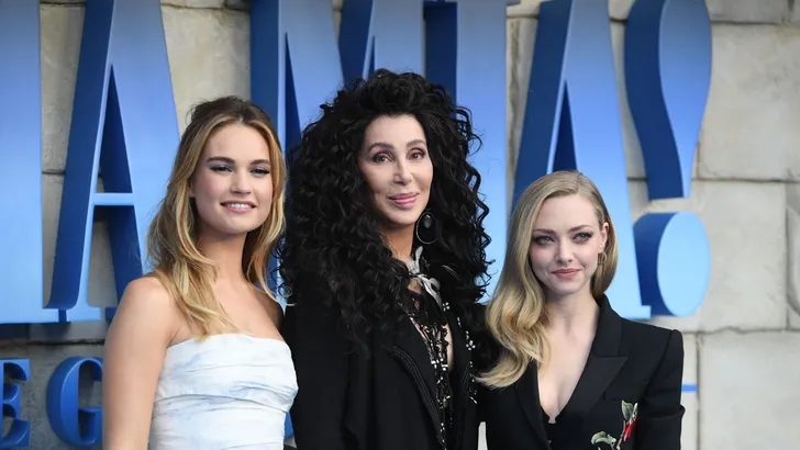 Zien: De grootste sterren op de première van Mamma Mia