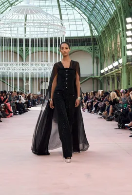 Paris Fashion Week: Chanel's SS25-show