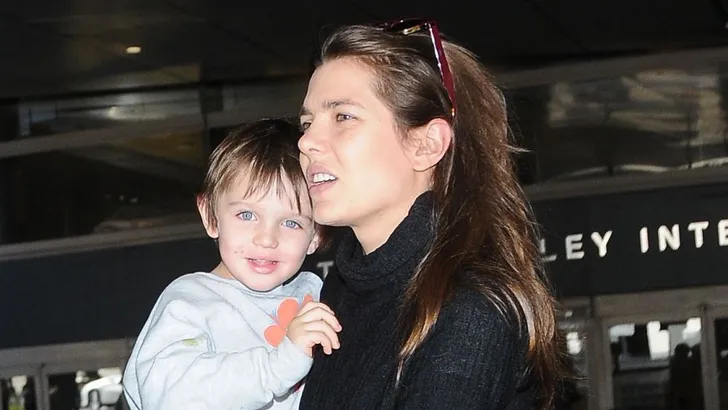 Monaco: Raphaël en Charlotte genieten van vrijheid