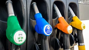 Benzine voor 80 cent aan de Franse pomp: waarom je die bijna nooit moet tanken