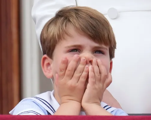 Gekke bekken trekken: dat kan Louis wel.