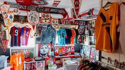 Je bent Cruijff-verzamelaar, of je bent het niet.