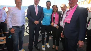 Nibali: "Nu rivalen, maar speciale band Astana blijft"