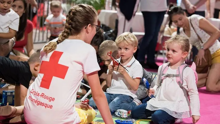 Monaco: EHBO voor Les Adorables