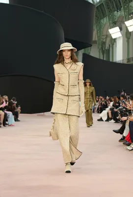 Chanel Fall-Winter 2025/26 Ready-to-Wear