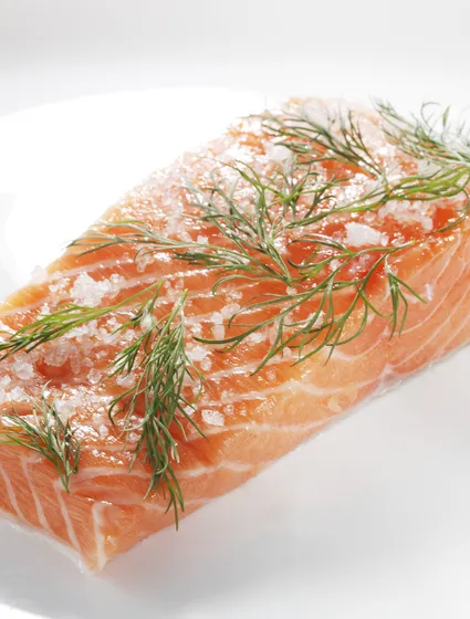 Gravad lax met mosterd-dillesaus